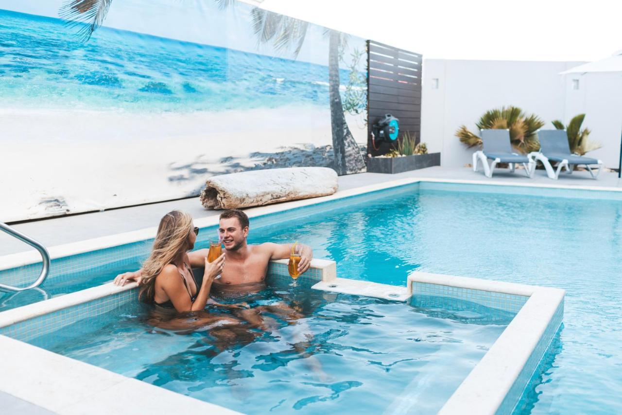 Gray Door Apartments - Adults Only Παλμ Μπιτς Εξωτερικό φωτογραφία